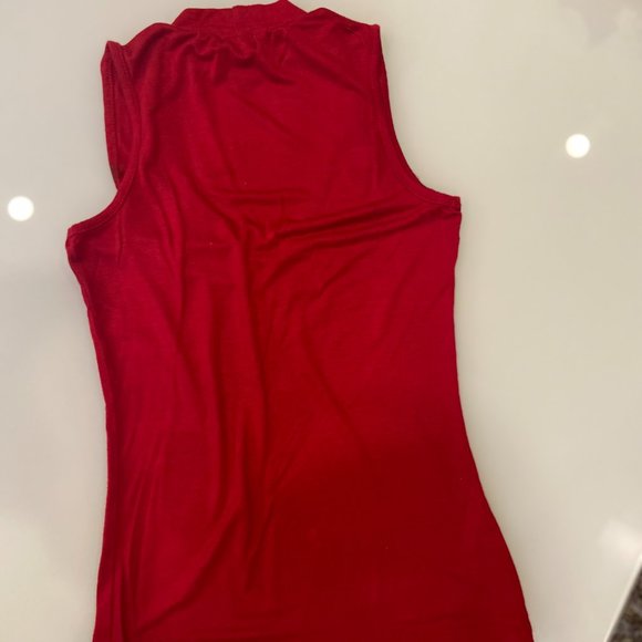 Red V-neck choker blouse - Picture 2 of 2